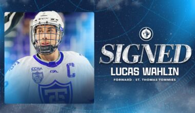 Jets sign forward Lucas Wahlin to a one-year contract