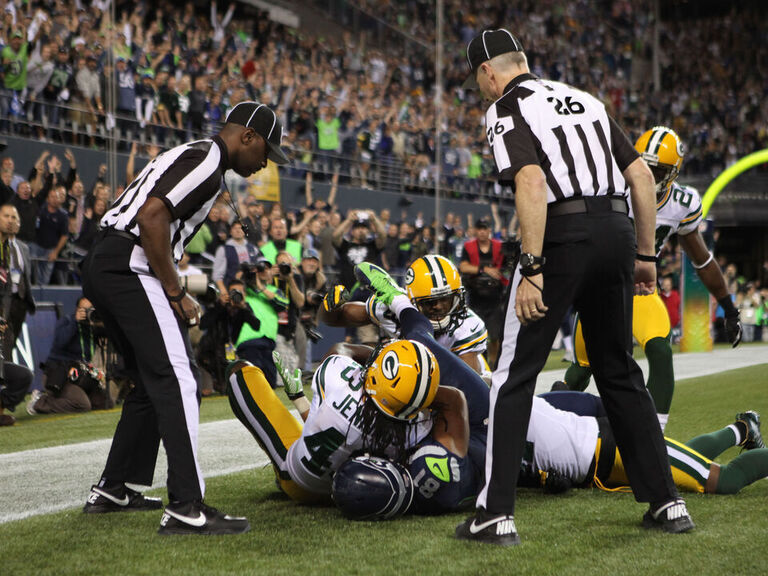 Report: NFL to begin hiring replacement refs