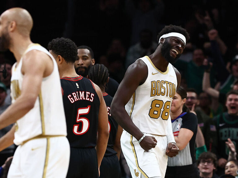 Queta erupts for career-high 27 to spark Celtics past 76ers