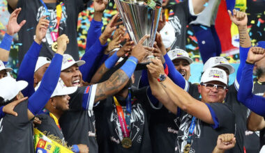 Venezuela claims 1st-ever WBC title in thriller over USA