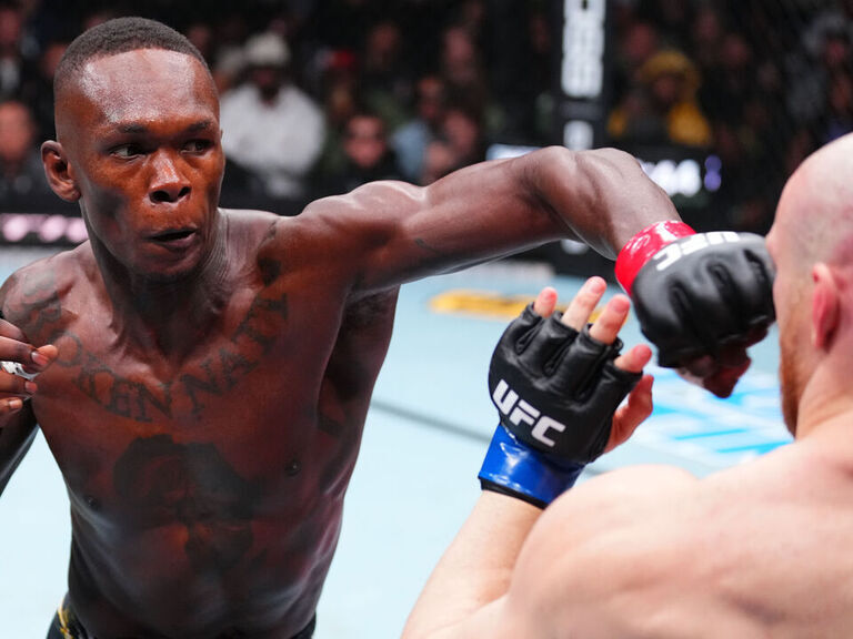 Cormier encourages Adesanya not to retire after UFC Seattle loss