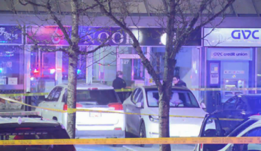 Surrey jewelry store employee testifies she begged suspects not to kill her - BC