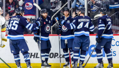 Scheifele has 3 points, Jets defeat Golden Knights to keep pace in wild card