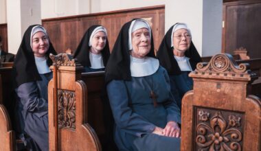 Sister Veronica (REBECCA GETHINGS), Sister Catherine (MOLLY VEVERS), Sister Monica Joan (JUDY PARFITT), Sister Julienne (JENNY AGUTTER)