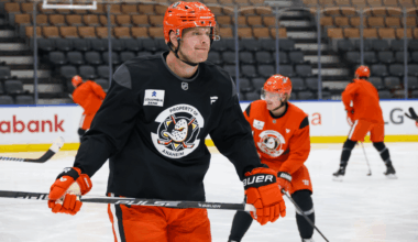 NHL Status Report: Carlson could make Ducks debut against Canadiens