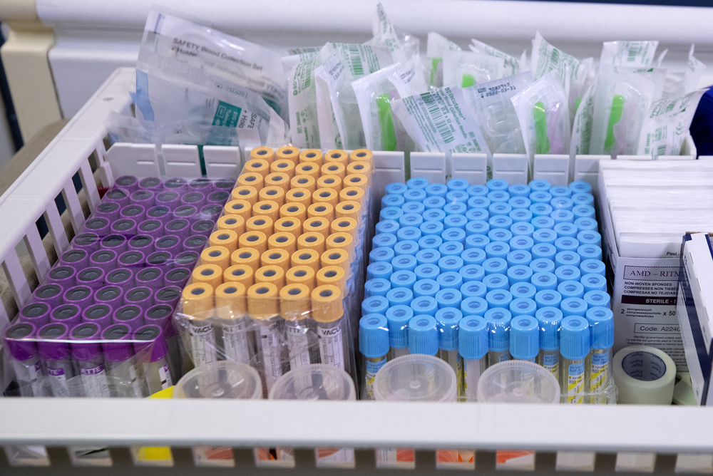 Bloodsample containers