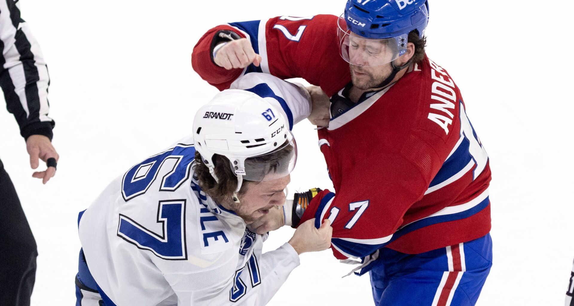 Canadiens winger Josh Anderson punches Tampa Bay Lightning
