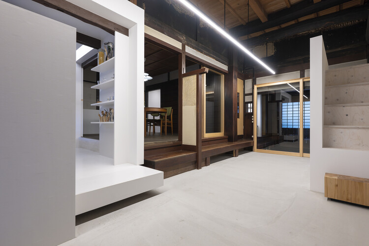 Old Folk House in Iwakura / td-Atelier - Interior Photography, Wood, Lighting, Beam