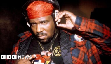 Hip-hop pioneer, Afrika Bambaataa, dies aged 67 - BBC