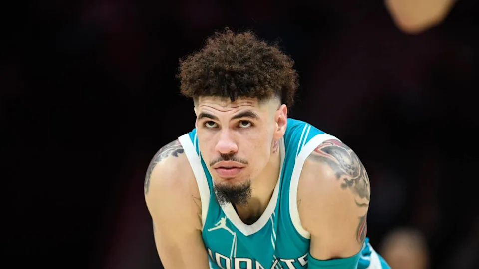 Charlotte Hornets guard LaMelo Ball (1) © Sam Sharpe-Imagn Images