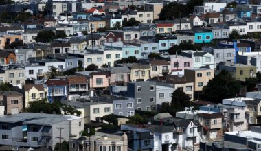 Mortgage rates surge to nearly four-week high as Iran headlines impact markets