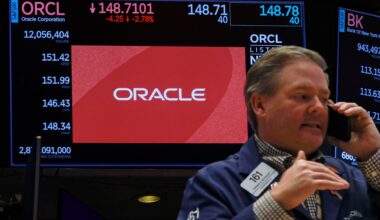 Stocks making the biggest moves midday: ORCL, CAG, CRM, GS