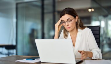 AI has a big problem when it comes to financial advice: MIT professor