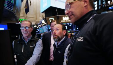 Stock market today: Live updates