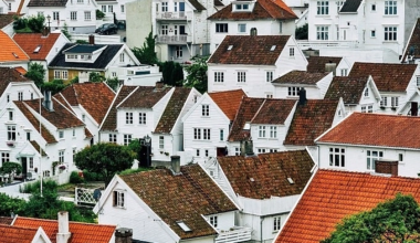 Siblings forgo inheritance, leaving youngest brother with bulk of parents’ land