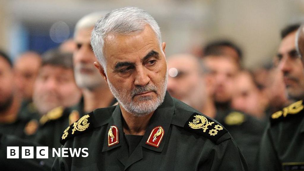 US arrests relatives of deceased Iranian ​general Qasem ​Soleimani - BBC