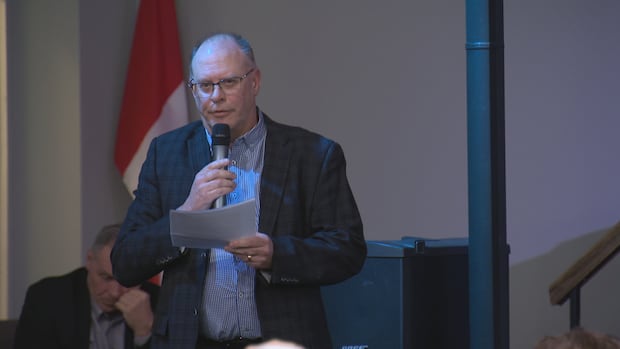 Health P.E.I. 'handcuffed' by provincial government, former board member says