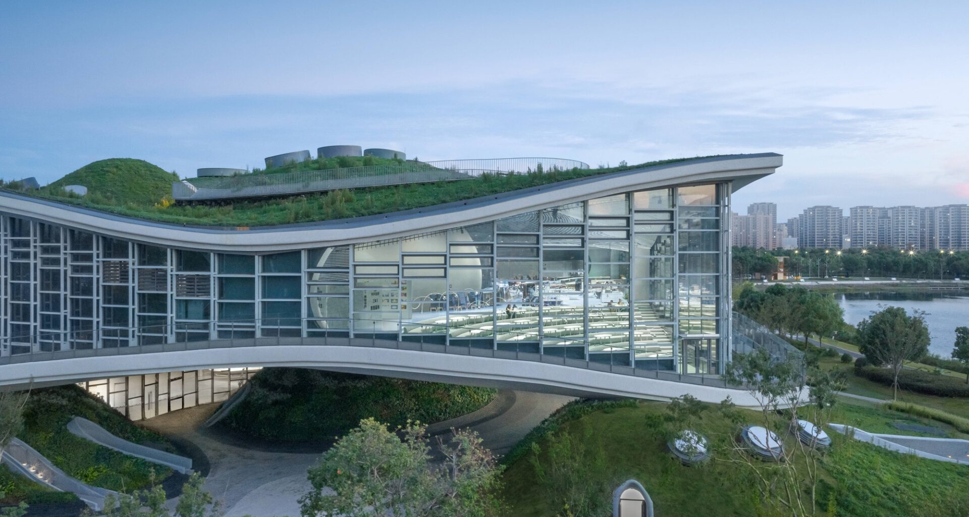 The Illusion of Lightness: Designing Civic Voids for Public Life