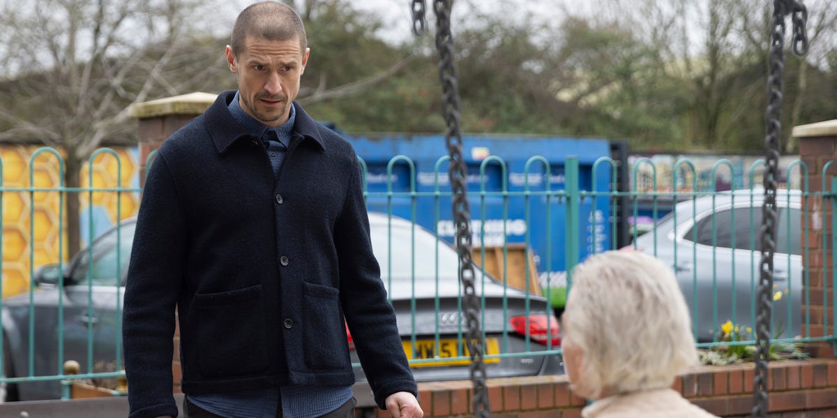 Coronation Street star raises fresh doubts over Carl Webster's future