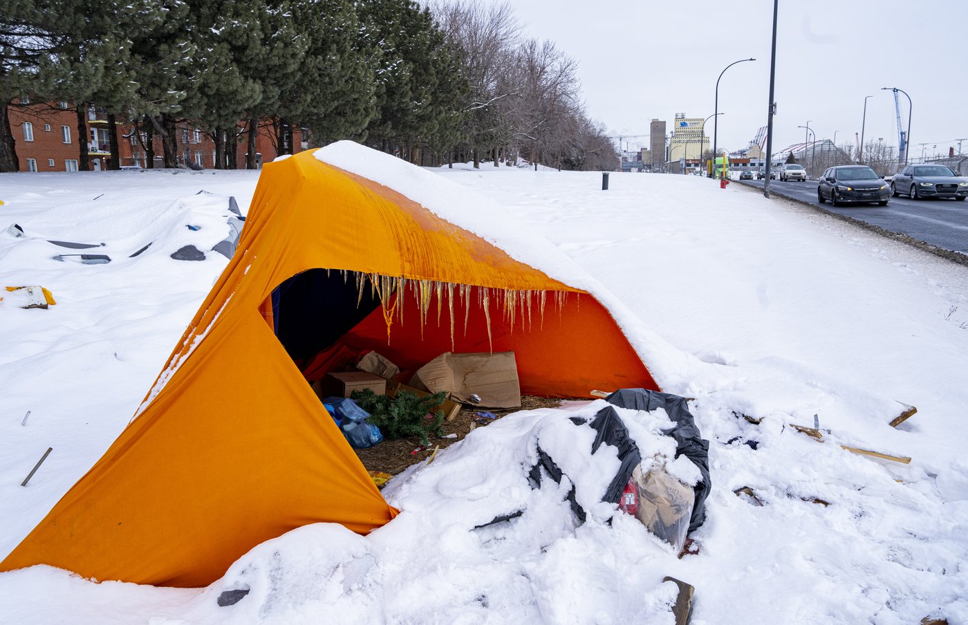 Quebec coroner investigating after three homeless people died last week in Montreal | NanaimoNewsNOW