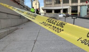Rideau Street assault leaves man with critical injuries