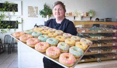 Attention-getting connections – Winnipeg Free Press
