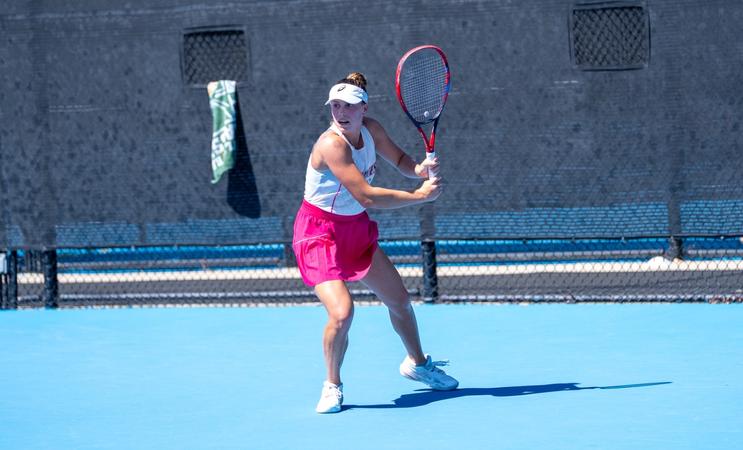 No. 7 Women's Tennis Heads to No. 39 San Diego for Friday Afternoon Tilt