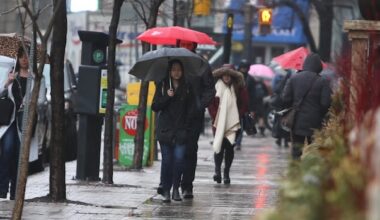 Heavy rain, possible thunderstorms expected in Toronto this weekend: Environment Canada