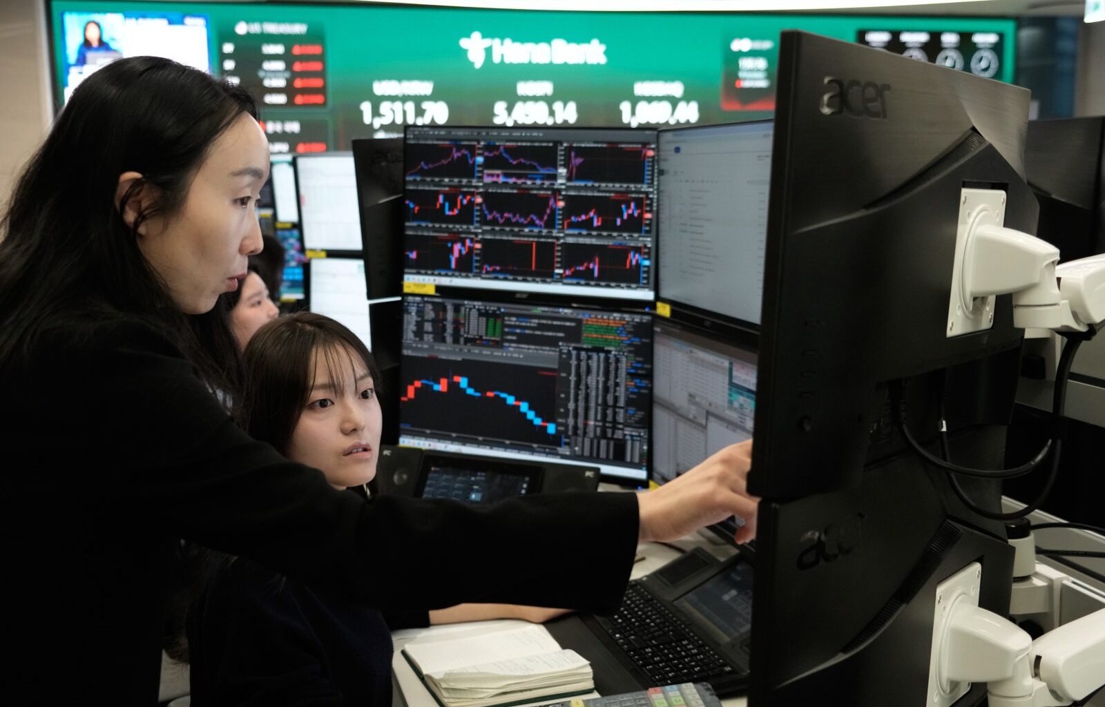 Asian shares mostly rise while oil prices keep rising – Winnipeg Free Press