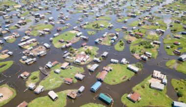 Building Light in a Flood Zone: Architecture for Seasonal Inundation
