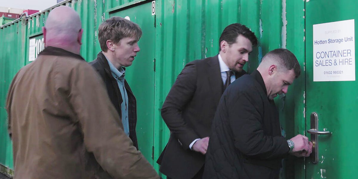 Emmerdale confirms Robert and Aaron's last-minute plan to save Moira