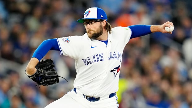 Dodgers belt five homers in 14-2 rout of Blue Jays in World Series rematch