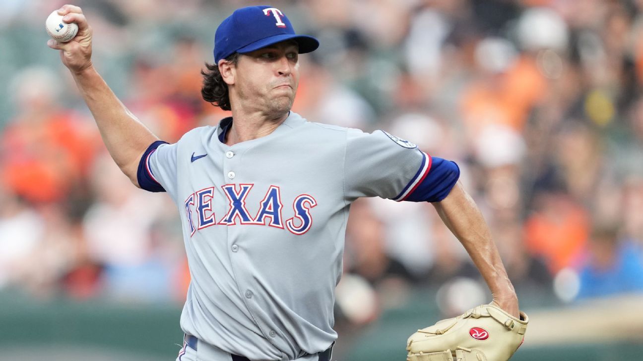 Rangers' Jacob deGrom waits on MRI, but says knee OK