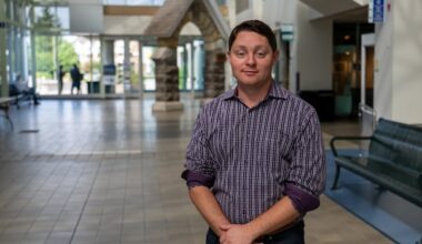 Private bus motion fails on tie vote at council
