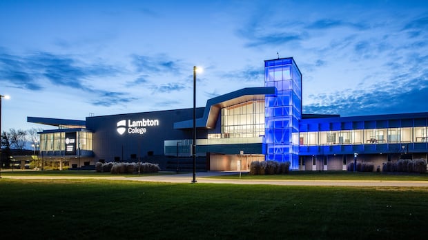 Shooting at Lambton College campus bar kills 1, injures 2 others, police say