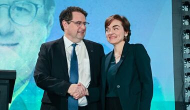 5 things to know as the CAQ picks its new leader and Quebec's premier