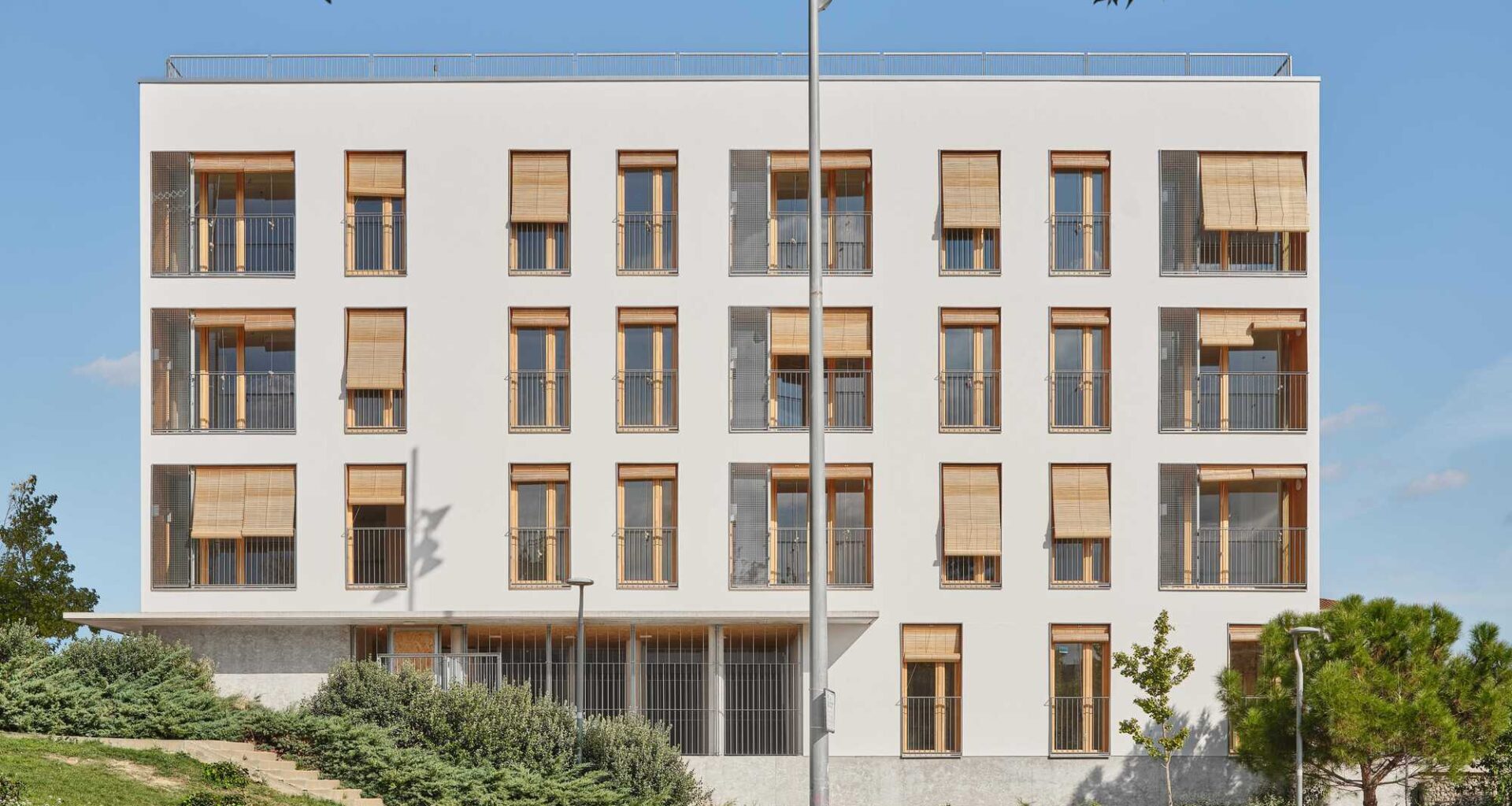 24 Affordable Housing Units in Igualada / 4RQ arquitectura + MBM Arquitectes