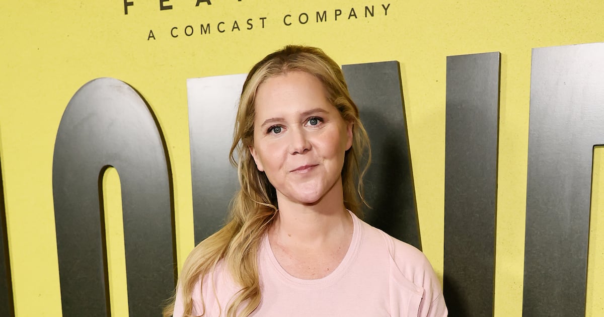Amy Schumer Shares Her Favorite Fitness Program and Shows the Results