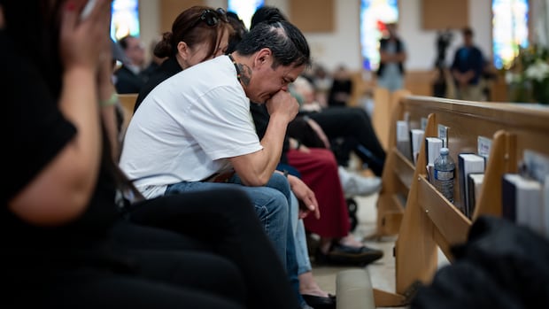 Memorial mass held for victims of Vancouver's Lapu-Lapu Day tragedy