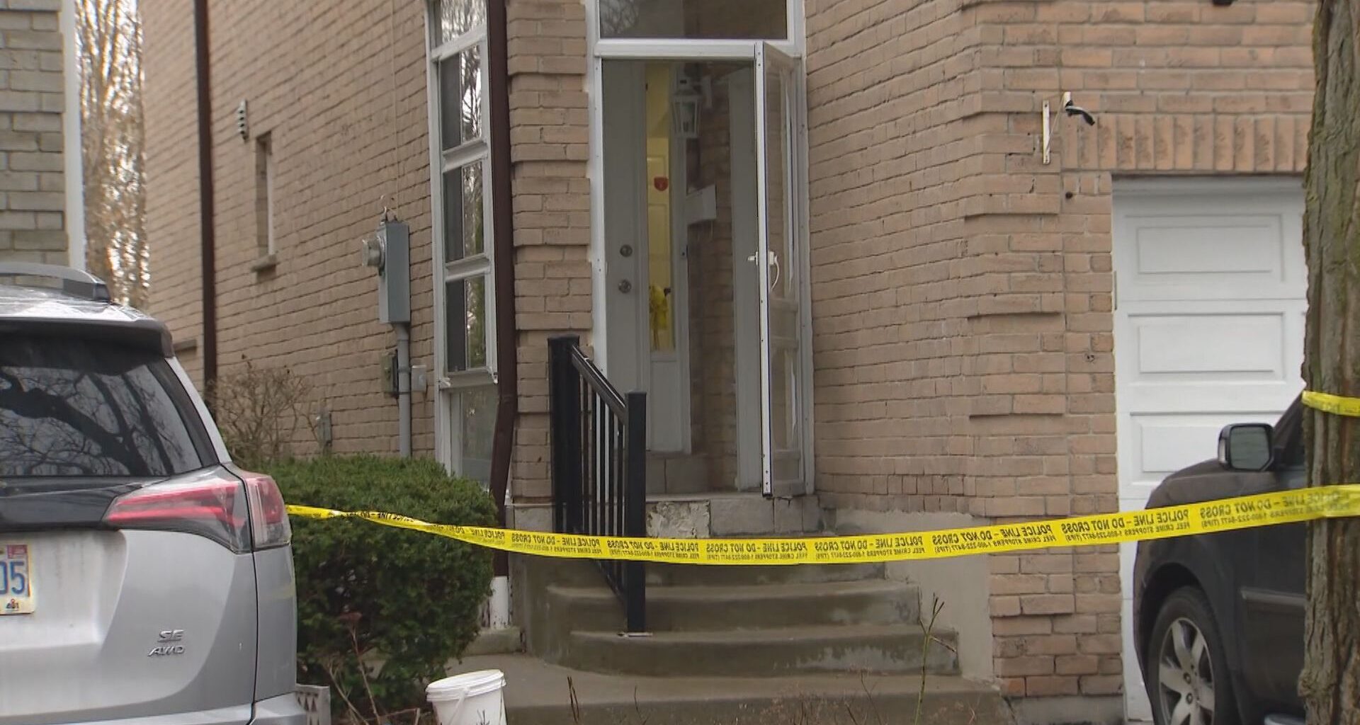 Brampton double stabbing suspect related to female victims, police say