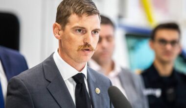 City fire inspectors using own vehicles putting them at risk, union says – Winnipeg Free Press