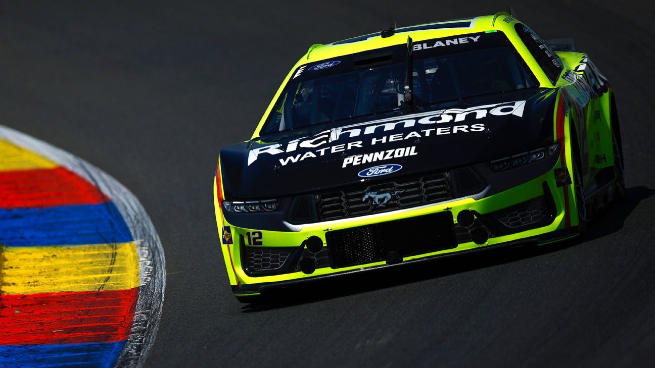 Ryan Blaney wins 1st Cup pole since August with strong Bristol run