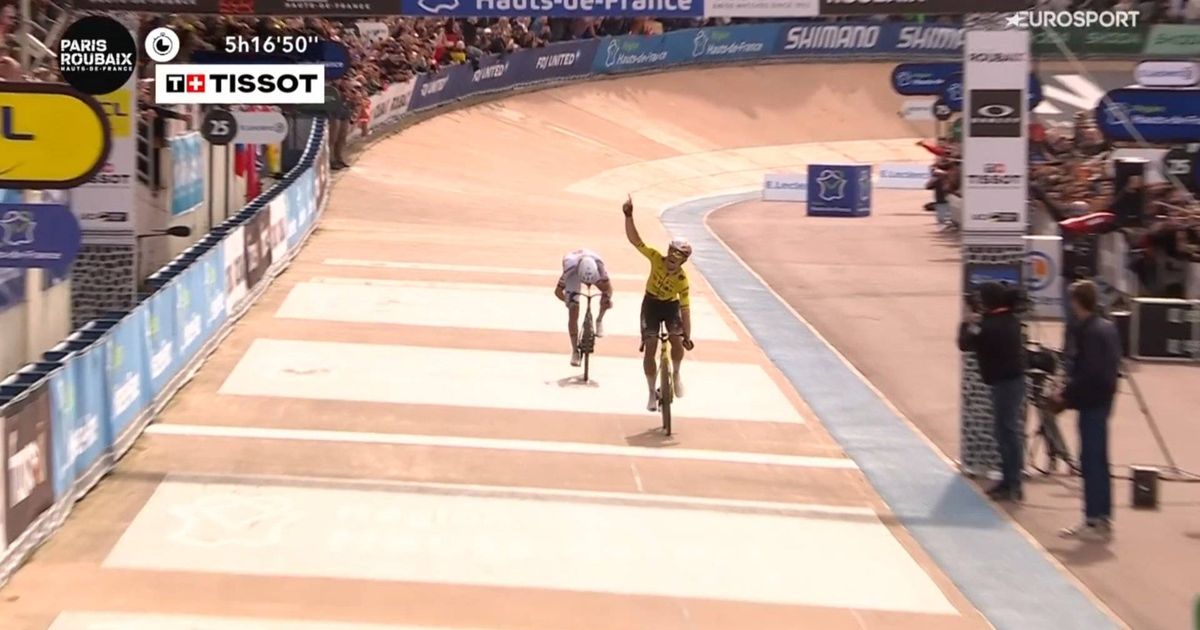 Wout van Aert wins Paris-Roubaix 2026