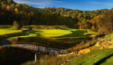Golf to Compete against Top Ranked Teams at WVU Mountaineer Invitational