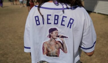 Justin Bieber takes Coachella crowd on a nostalgic YouTube detour