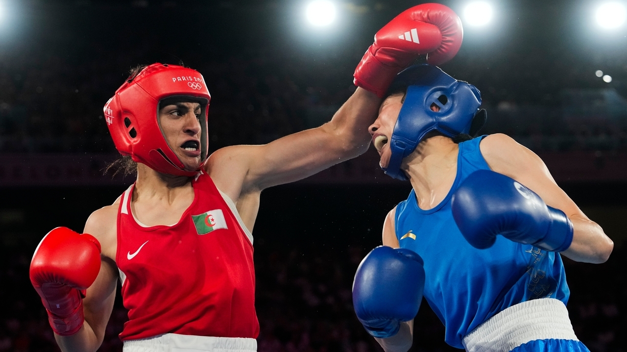 Organizers postpone Imane Khelif's April 23 Paris fight after shoulder injury