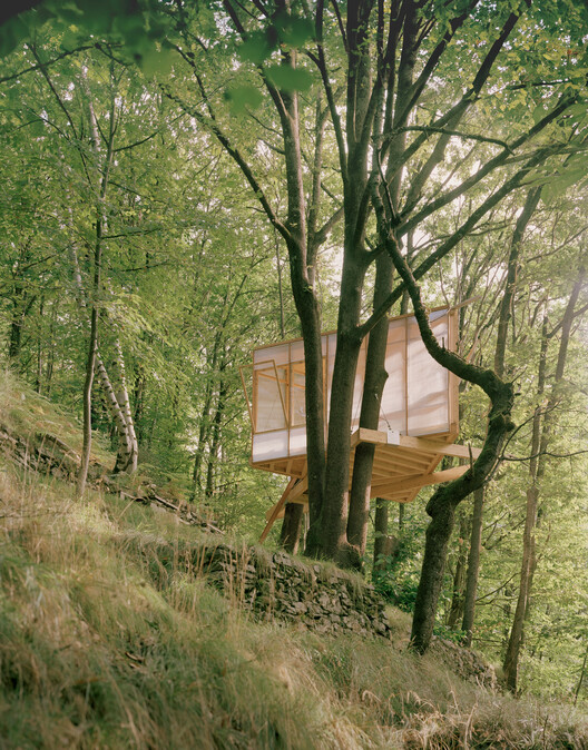 Writing Cabin / Olin Petzold - Image 2 of 11