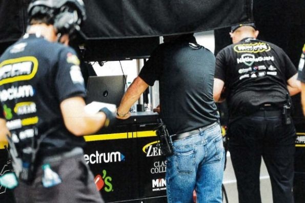 Joe Gibbs Racing accuses Chris Gabehart of violating restraining order at Bristol