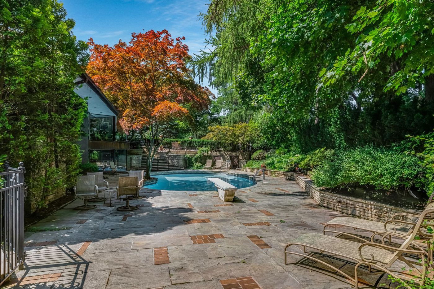 1000 Mississauga Heights Drive Ontario