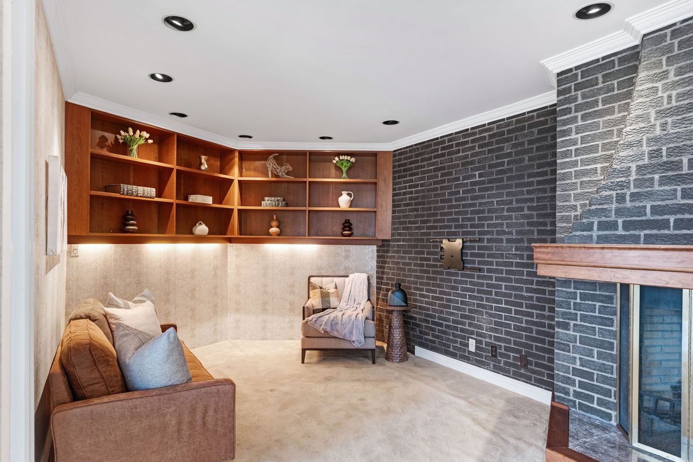 1000 Mississauga Heights Drive Ontario